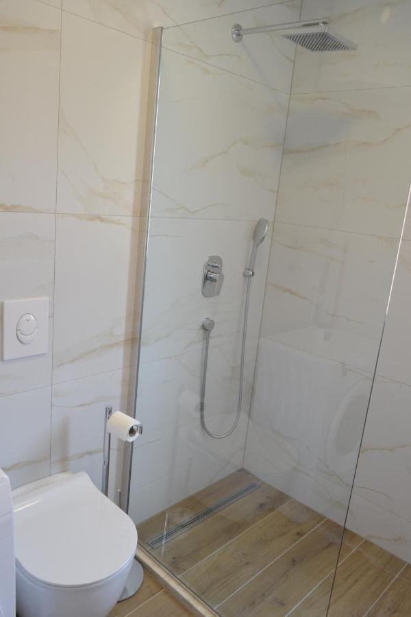 Villa Apartment Joel Traù Esterno foto