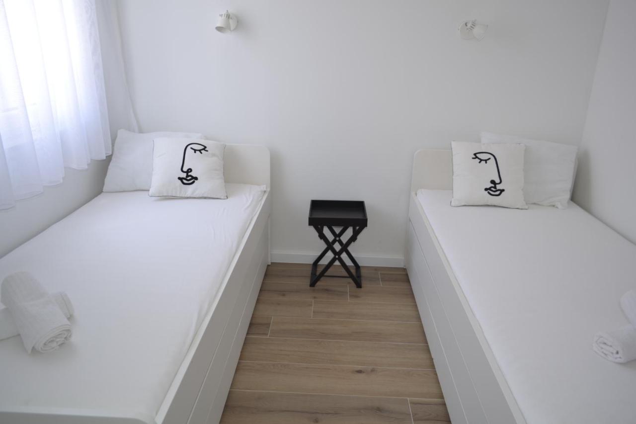 Villa Apartment Joel Traù Esterno foto